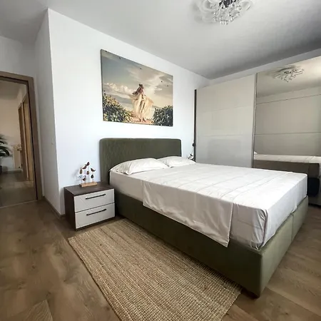 Lilo Apartment *